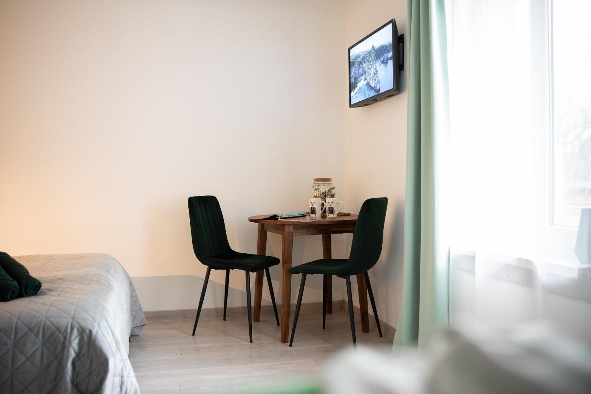 Green Garden & Private Parking Apartments With Playground ريغا المظهر الخارجي الصورة