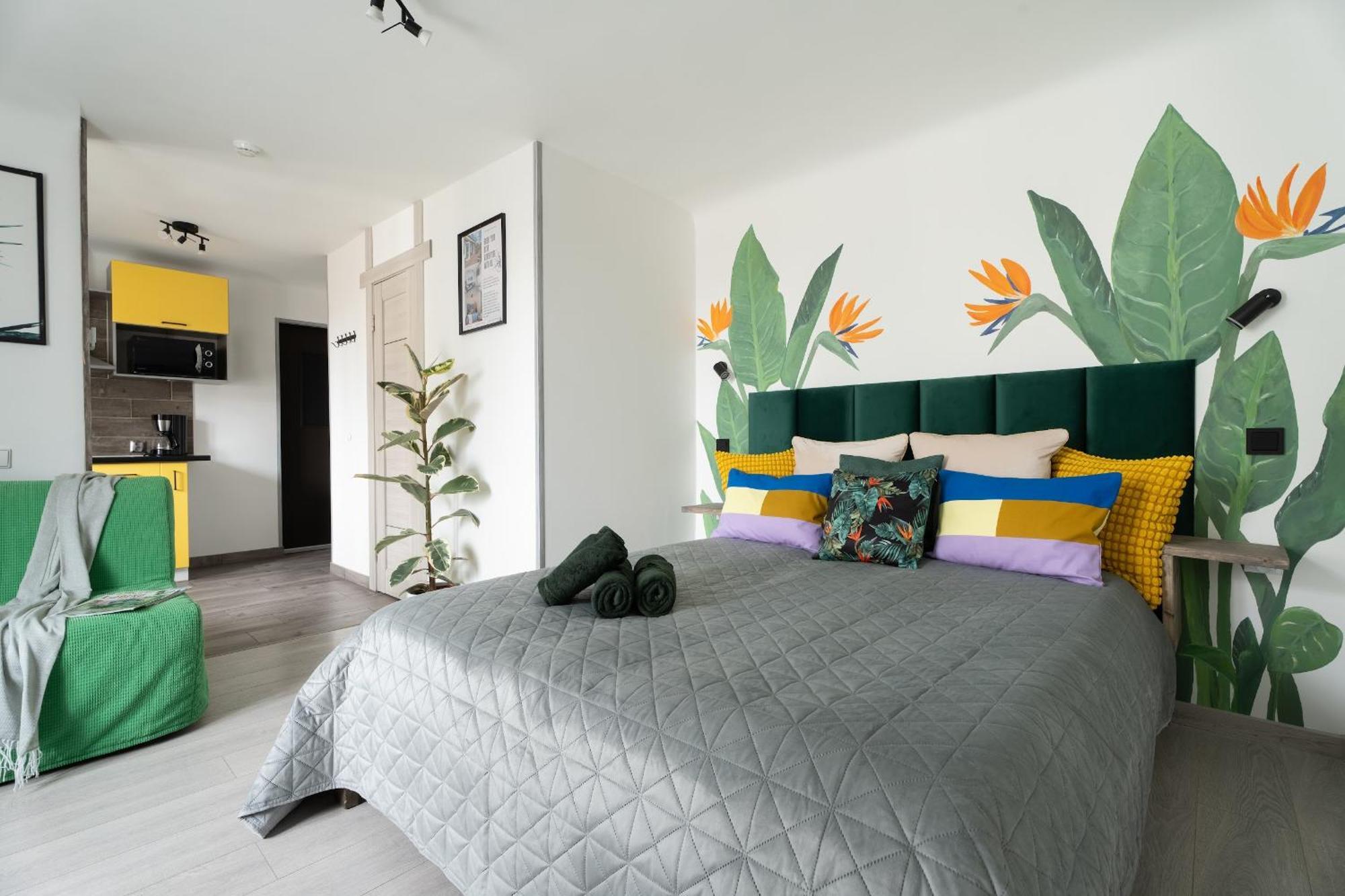 Green Garden & Private Parking Apartments With Playground ريغا المظهر الخارجي الصورة