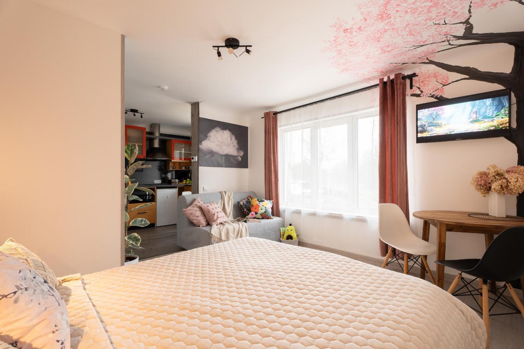 Green Garden & Private Parking Apartments With Playground ريغا المظهر الخارجي الصورة